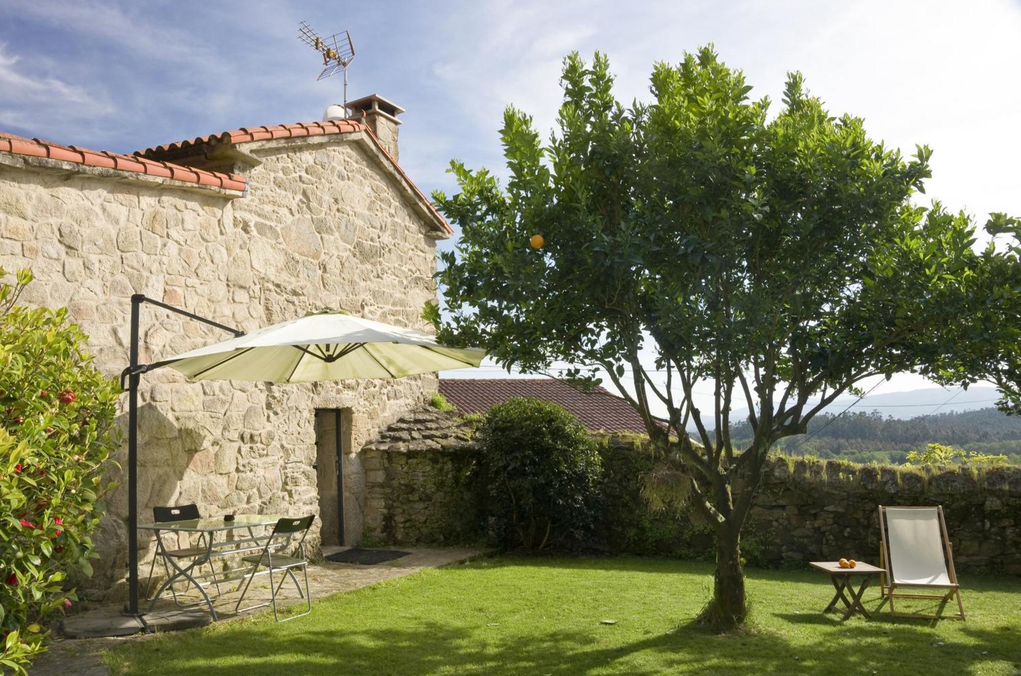 Casa De Afora Casa Con Piscina Y Jacuzzi Privados Guest House Santiago de Compostela Exterior foto
